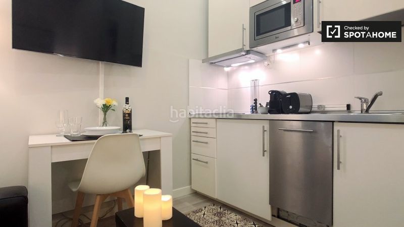 Foto 1fc84c32-fbe3-4b78-863d-a75be8d6dbfd. Rent flat with heating in Sol Madrid