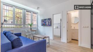 Miete Etagenwohnung in San Juan Bautista. Estudio en alquiler en san juan bautista, madrid