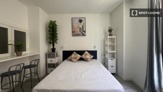 Rent Flat in Berruguete. Estudio en alquiler en tetuán, madrid