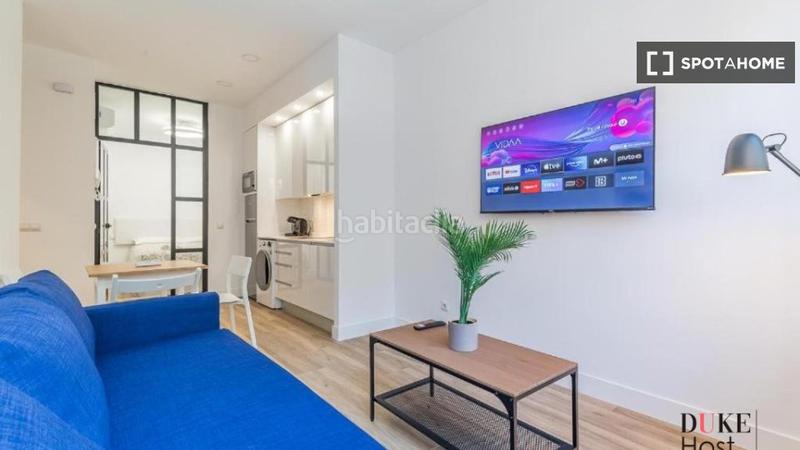Foto b89d4c60-42c0-4ce3-af04-3a60cca1a7b4. Alquiler piso estudio en alquiler en San Juan Bautista, en Madrid
