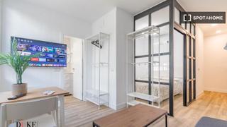 Lloguer Pis a San Juan Bautista. Estudio en alquiler en san juan bautista, madrid