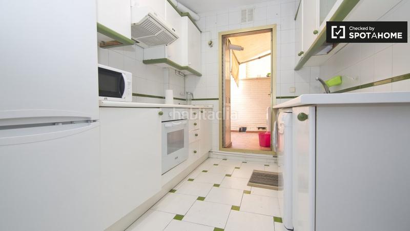 Foto 3f11c04e-7228-4d87-b9a4-6366a6a77903. Alquiler piso amplio apartamento de 5 dormitorios en alquiler en Villaviciosa de Odón