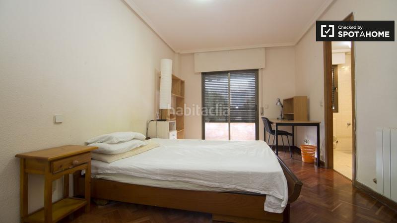 Foto 93f0db2b-48de-44f5-9925-f2469694b481. Alquiler piso amplio apartamento de 5 dormitorios en alquiler en Villaviciosa de Odón