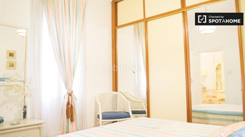 Foto 011e6c54-e766-4dc5-bb2c-423d2e3f9801. Rent flat with heating in Argüelles Madrid