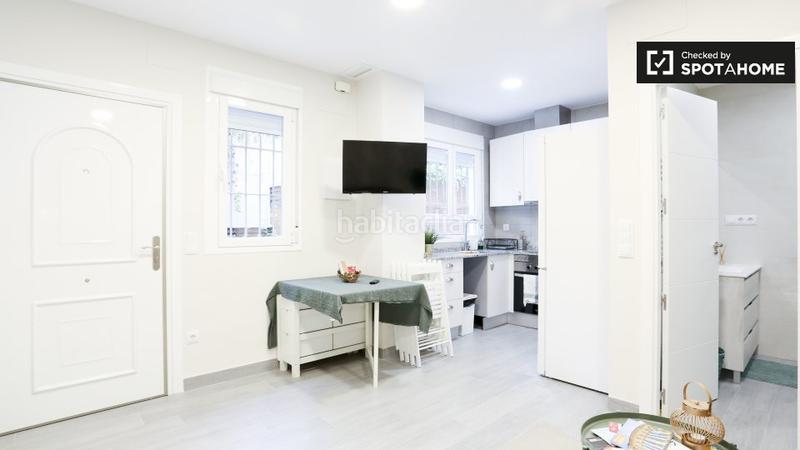 Foto 8bd60ee0-a78f-4919-b036-1ddb5d017c21. Miete etagenwohnung mit heizung in San Juan Bautista Madrid