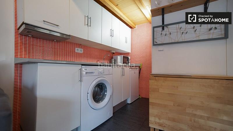 Foto 18403617-82ac-4f63-8450-5c2695b150a5. Lloguer pis amb calefacció a Embajadores-Lavapiés Madrid