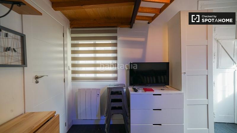 Foto 8da4ea57-7002-4ef0-b7ac-9f12e09f0d57. Lloguer pis amb calefacció a Embajadores-Lavapiés Madrid