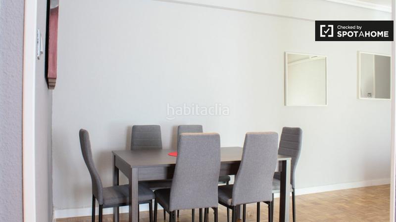 Foto 9eb04feb-9d96-4e8c-a505-fc29c7c3f758. Alquiler piso moderno apartamento de 3 dormitorios en alquiler en casa de campo, en Madrid