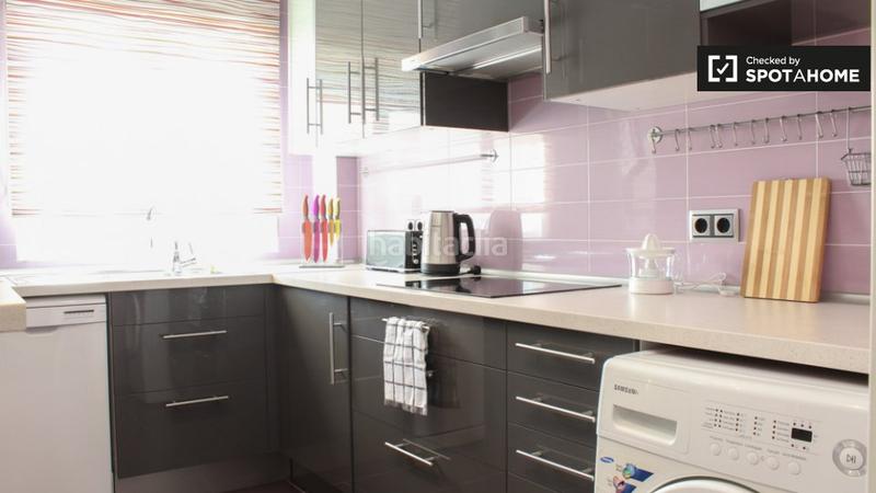 Foto fc34db80-7a7c-4958-b952-cb608e237383. Alquiler piso moderno apartamento de 3 dormitorios en alquiler en casa de campo, en Madrid