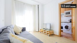 Lloguer Pis a Valdeacederas. Luminoso apartamento de 3 dormitorios en alquiler en tetuán, mad