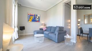 Miete Etagenwohnung in Castellana. Maravilloso apartamento de 2 dormitorios en alquiler en salamanc