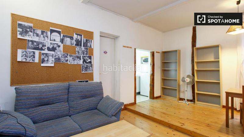 Foto b973f5b6-6d89-4929-aed7-f1f808807207. Alquiler piso espacioso piso de 1 habitación en alquiler en el centro en Madrid
