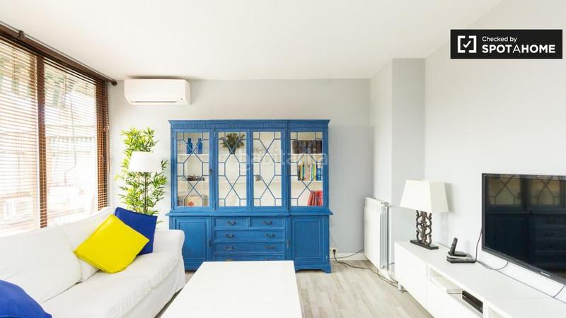 Foto aada7270-d6b0-4bae-b6fa-a11b6a1121f6. Affitto appartamento con riscaldamento in Colina Madrid