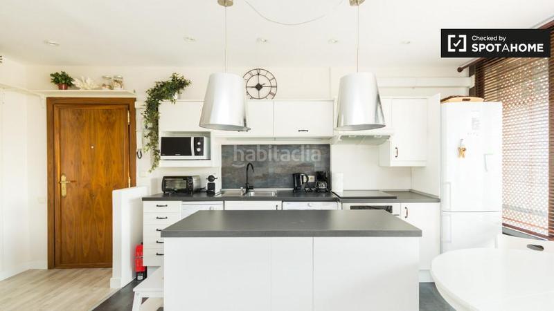 Foto d383fadd-e4b3-440a-affb-288df60f53c5. Rent flat with heating in Colina Madrid