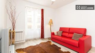 Alquiler Piso en Palacio. Apartamento de lujo de 1 dormitorio en alquiler en madrid centro