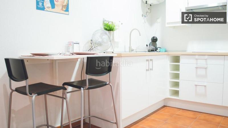 Foto 75d8b075-698d-483d-8a4e-1896cfa9d283. Alquiler piso estudio chic con aire acondicionado en alquiler en malasaña, en Madrid