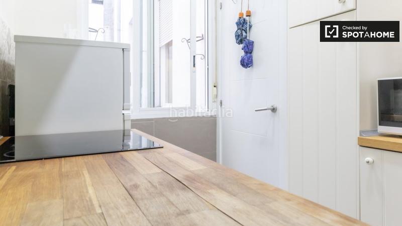 Foto 7b07bddd-e2b6-48c9-8c1f-8e7e37b2cb9c. Location appartement avec chauffage dans Sol Madrid