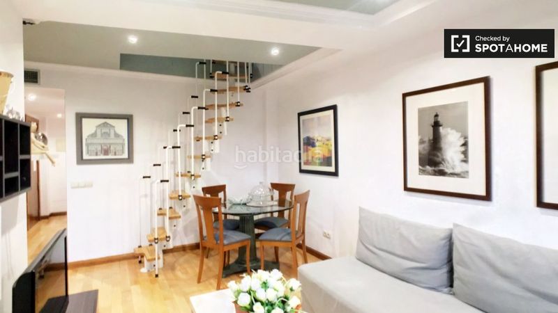 Foto 3b8cd3d1-ba21-4458-bf60-9dee3bf5f9f8. Rent flat with heating in Adelfas Madrid