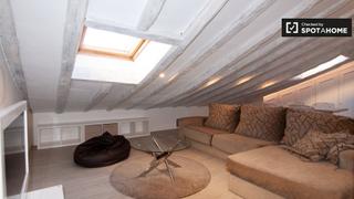 Rent Flat in Palacio. Apartamento de 1 dormitorio en alquiler en la latina, madrid