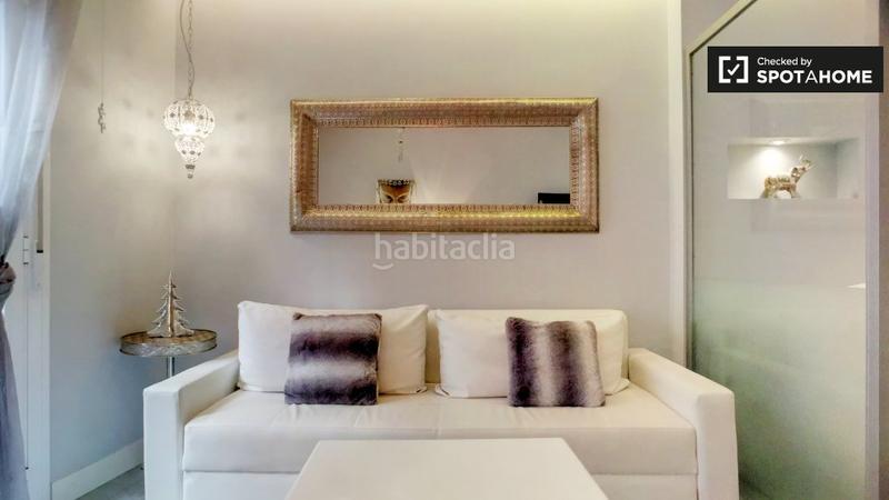 Foto 59ea55b2-d5e0-409d-a5a0-c7ca7a46bb6b. Affitto appartamento con riscaldamento in Cortes-Huertas Madrid