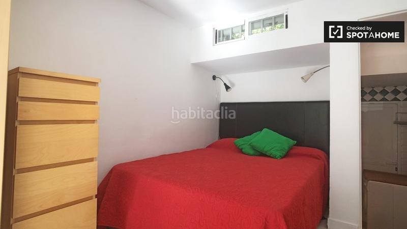 Foto 7a2cc8d5-807f-45fa-816d-13642ff392b5. Rent flat with heating in Ciudad Jardín Madrid