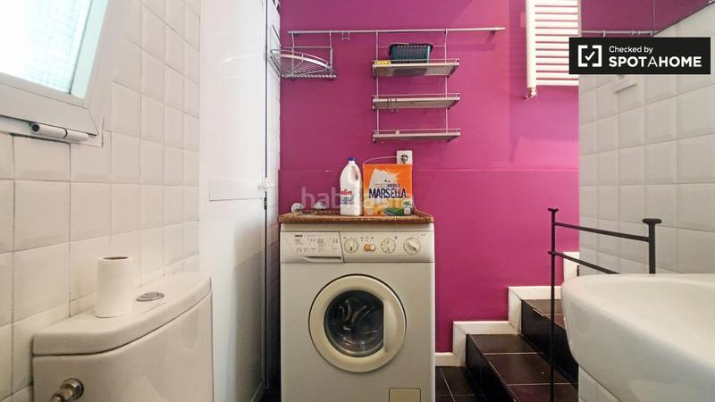 Foto df3edc47-458e-4329-a724-56c99df71b24. Rent flat with heating in Ciudad Jardín Madrid