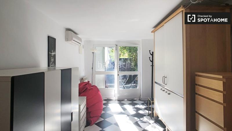 Foto f185980f-74fd-4034-99f8-ac639d0f9649. Rent flat with heating in Ciudad Jardín Madrid