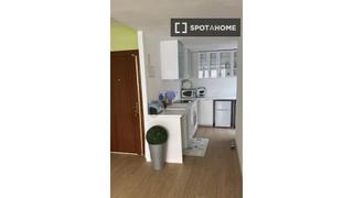 Lloguer Pis a Pueblo Nuevo. Apartamento de 1 dormitorio en alquiler en ciudad lineal, madrid