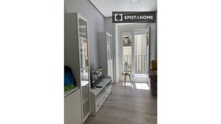 Etagenwohnung in Embajadores-Lavapiés