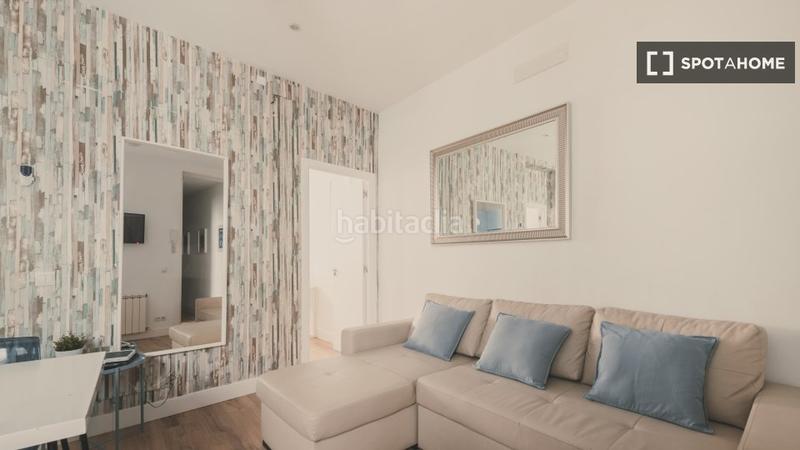 Foto 07f4ed8b-aac8-4fec-85d8-c5828a1f9de6. Lloguer pis amb calefacció a Universidad-Malasaña Madrid