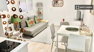 Rent Flat in Palacio. Piso de 1 dormitorio en alquiler en palacio, madrid