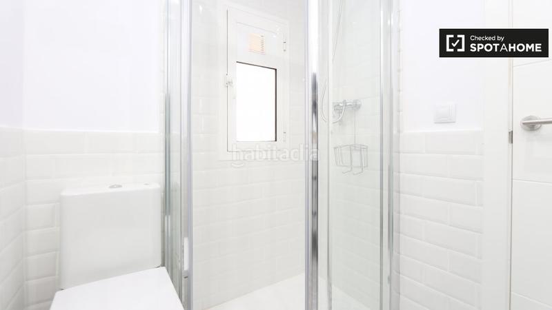 Foto 4584262f-9ab9-41a5-9136-c68dd169d6ad. Alquiler piso  de 2 dormitorios en alquiler en embajadores, . en Madrid