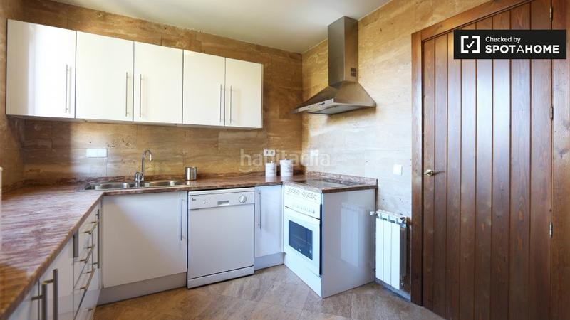 Foto 91754192-f4c6-4755-bdf6-c5d91143d050. Alquiler piso apartamento de 2 dormitorios con piscina en alquiler en hortaleza, en Madrid