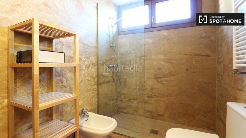 Foto 2031b20c-bb9d-43c6-9886-ddae7e607d7b. Rent flat with heating in Colina Madrid