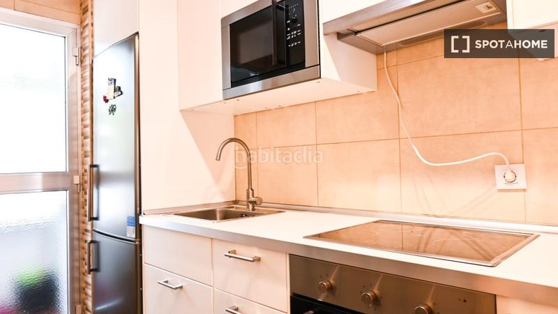 Foto 9fa7cf53-8395-4f30-833b-3f044cfb5a5f. Rent flat with heating in Alameda de Osuna Madrid