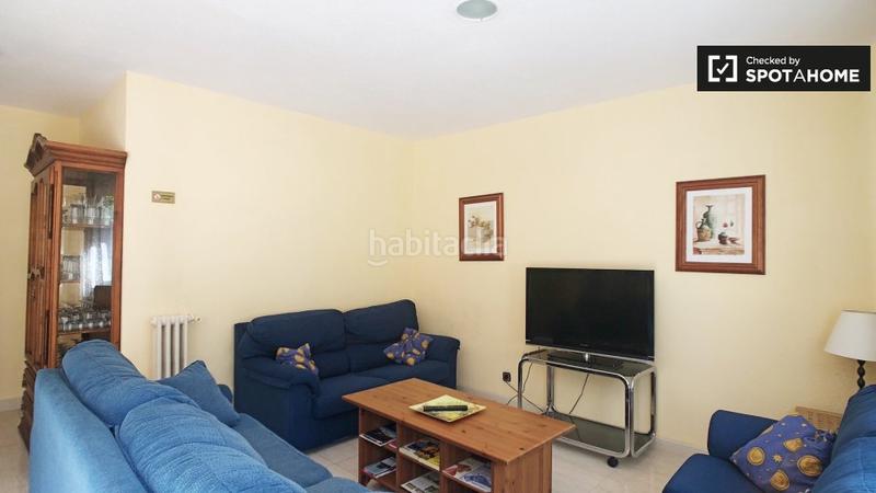 Foto af349d41-3186-4240-85b4-cb329bc278da. Alquiler piso elegante apartamento de 4 dormitorios en alquiler en Delicias, en Madrid