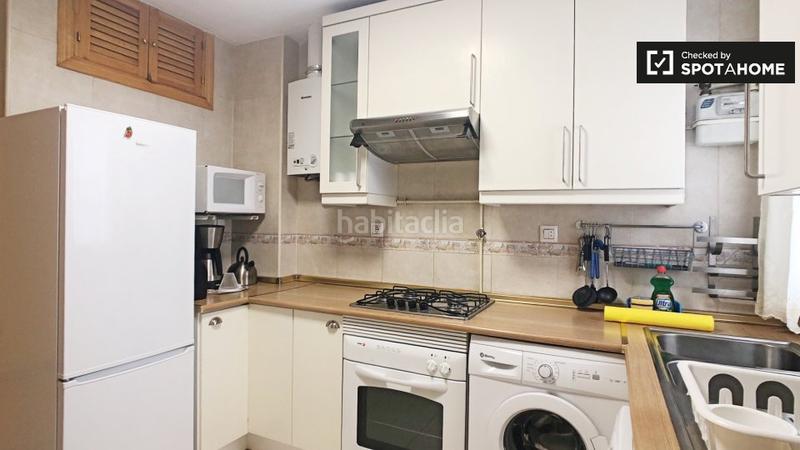 Foto f5e59dec-0980-405c-9ef0-ed99b57e71fe. Alquiler piso elegante apartamento de 4 dormitorios en alquiler en Delicias, en Madrid