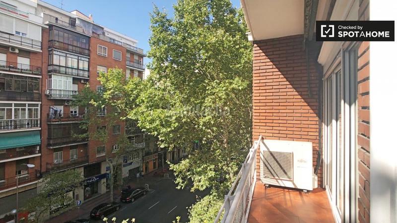 Foto 905ba294-79c1-484c-8789-f6442c1c0ee3. Lloguer pis amb calefacció a Delicias Madrid