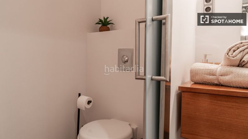 Foto d75f96a0-58b3-49d2-bbb1-a10f75913d2f. Alquiler piso estudio en alquiler en chamartín, en Madrid