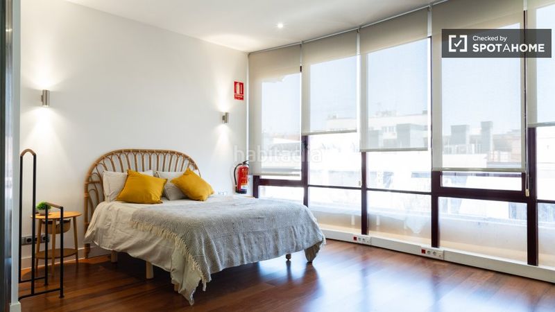 Foto e8dcd5b7-f64b-4e75-b68f-2c2c6ddfb5e6. Alquiler piso estudio en alquiler en chamartín, en Madrid
