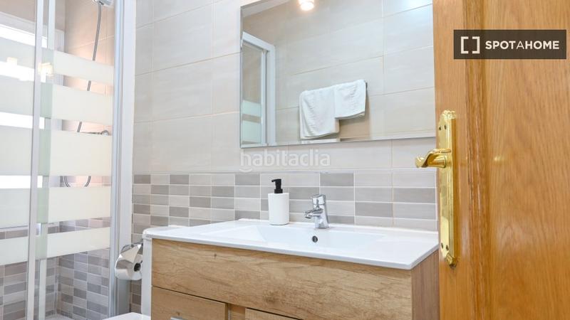 Foto c18139fc-aa5a-46ab-b6e1-8d8f039b9f3d. Alquiler piso estudio en alquiler en puente de vallecas, en Madrid
