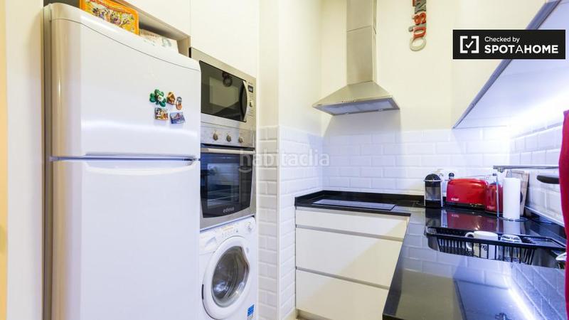 Foto 01204436-c78f-45e5-810a-fc7f34133c45. Alquiler piso apartamento de 2 dormitorios con balcón en alquiler en atocha, en Madrid