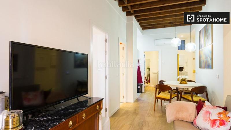 Foto 5b7e07ca-b85a-42f6-b604-dc3af1d02c52. Alquiler piso apartamento de 2 dormitorios con balcón en alquiler en atocha, en Madrid