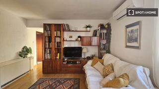 Miete Etagenwohnung in Tres Olivos-Valverde. Apartamento de 2 dormitorios en alquiler en valverde, madrid.
