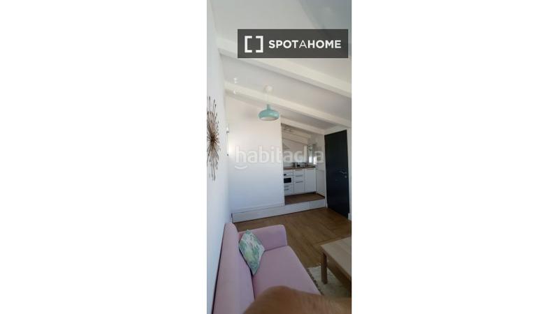 Foto 37b58188-83ca-4dfd-b5b0-9855316c902f. Lloguer pis amb calefacció a Universidad-Malasaña Madrid