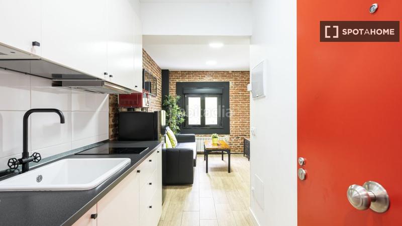 Foto 2c56ea64-ca9b-487a-bdcc-10203de4de5d. Rent flat with heating in Quintana Madrid