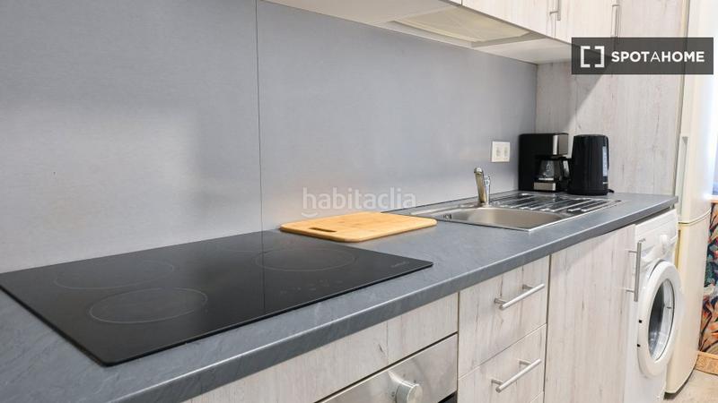Foto 96a130b9-e5e9-4044-8f77-add76c36453b. Alquiler piso estudio en alquiler en valverde, en Madrid