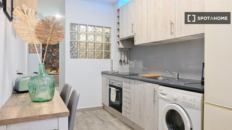 Foto cd82ca46-6f0d-4ca4-8e9f-d3b927c14c33. Alquiler piso estudio en alquiler en valverde, en Madrid