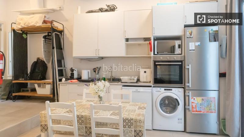 Foto 1baf54ce-43b2-40aa-ba7e-b3b2d2333349. Miete etagenwohnung mit heizung in Palos de Moguer Madrid