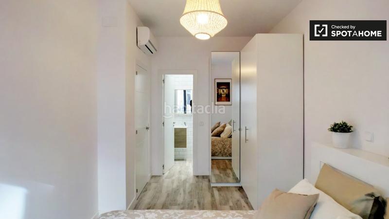 Foto aae4e4bd-34b0-4303-a4a2-338967527705. Alquiler piso elegante apartamento de 2 dormitorios en alquiler en malasaña, en Madrid